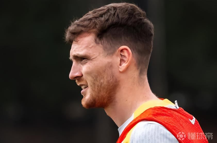 名记：热刺与罗伯逊的谈判进入深入阶段，取决于他们能否保级